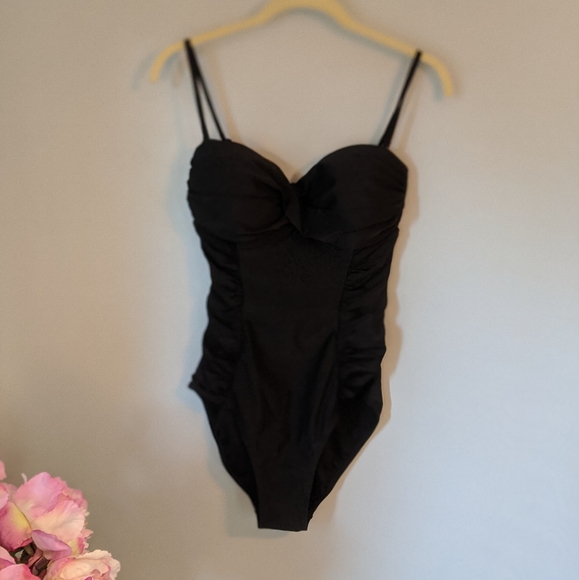 Old Navy Other - Old Navy l NWT Black One Piece Swimsuit